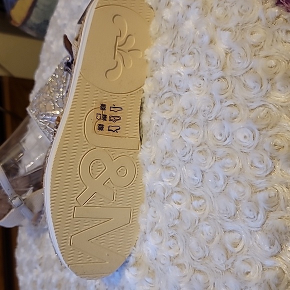 Joy and Mario Silver sling back Espadrilles size 7 (like a 6.5) - Picture 3 of 4